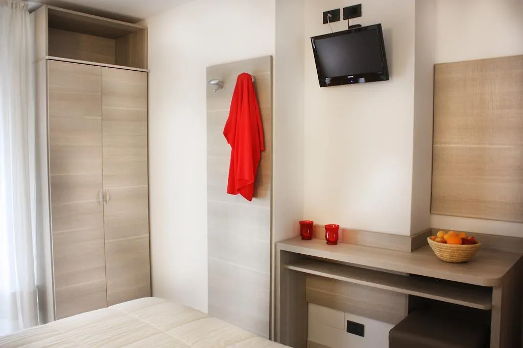 Hotel Daniela 리미니